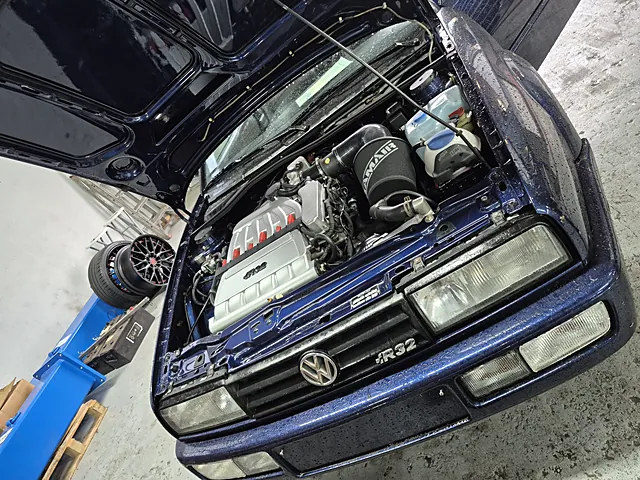 Motorruimte van een Volkswagen Corrado met R32-motor